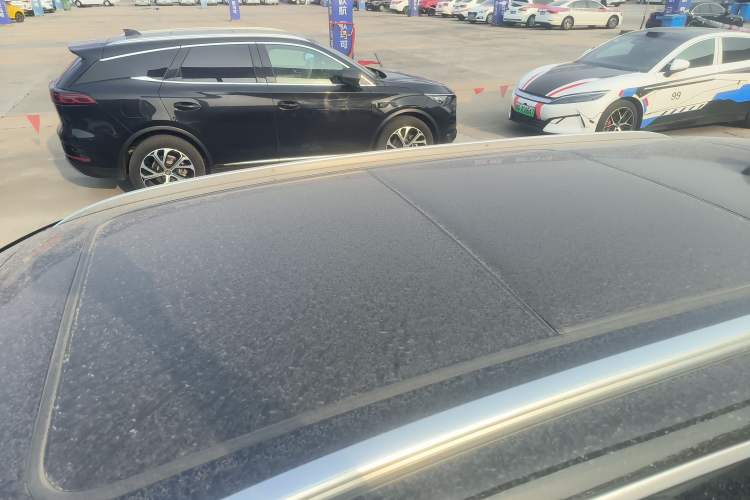 Used BYD Tang New Energy 2025 DM-i 115KM Flagship Model Roof