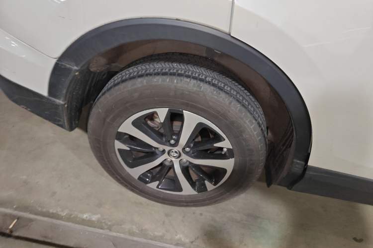 Used Toyota RAV4 2019 2.0L CVT Two-Wheel Drive ZhiShang Version China VI Standard
