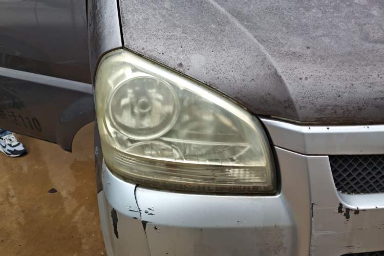 Used BAIC Weiwang 306 2011 1.3L base model 7 seats
