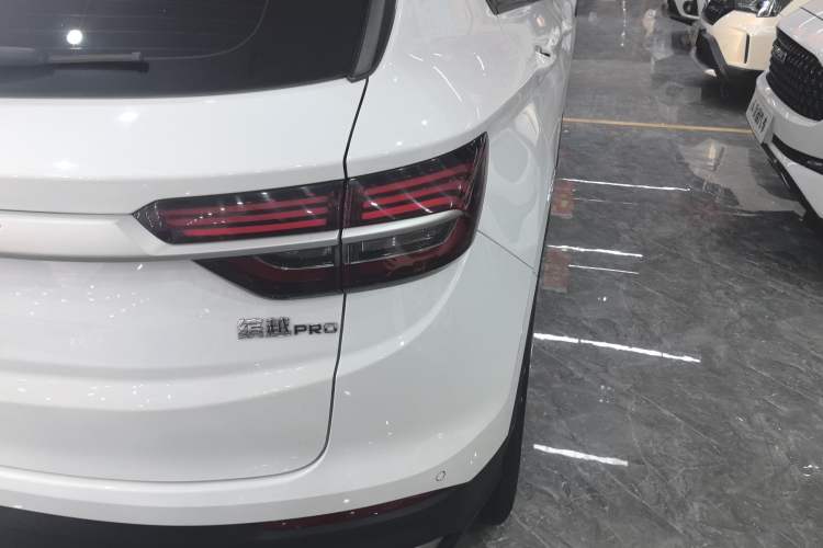 Used Geely Auto Coolray 2020 PRO 240T DCT Hunter
