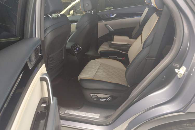 Used BYD Tang New Energy 2022 DM-p 215KM Four-Wheel Drive Flagship Model Left Rear Seat