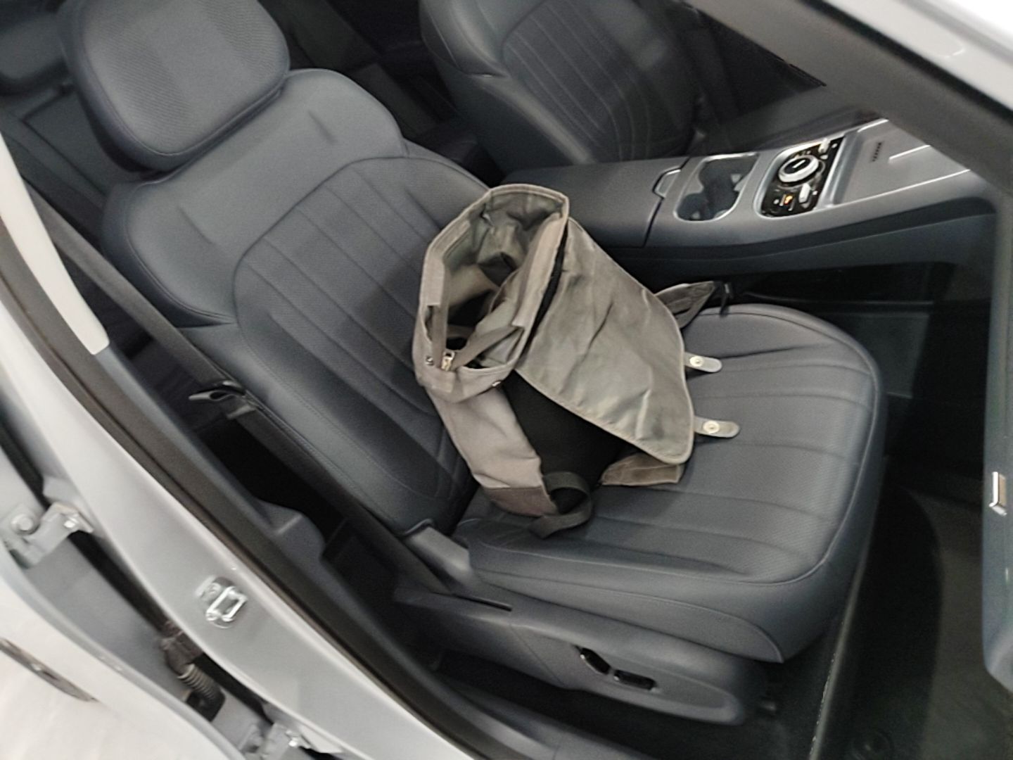 Geely Galaxy Xingjian 7 EM-i 2026 Model 135km Starship Version — снимка 19