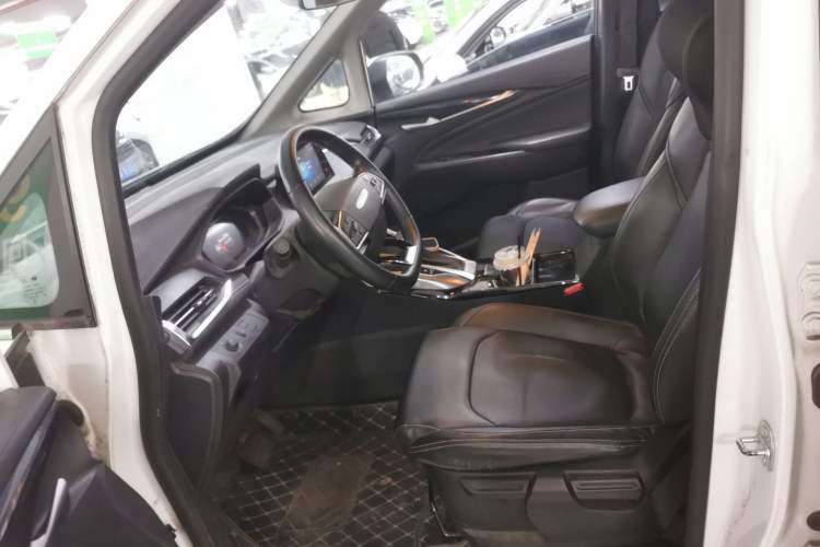 Used SAIC MAXUS G50 2022 1.5T Automatic Comfort Touring B