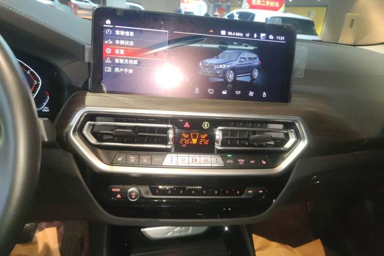 Used BMW X3 2022 Second Facelift xDrive30i Leading Edition M Night Sky Package
