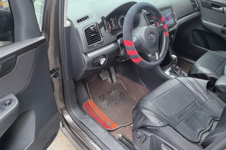 Used Volkswagen Sharan 2014 2.0 TSI Standard Model