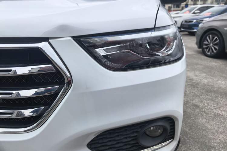 Used Haval H6 2018 Blue Label Sport Edition 1.5T Automatic Two-Wheel Drive Prestige Model Left Front Headlight