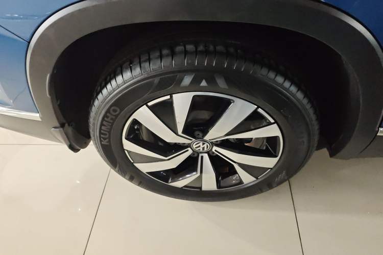 Used Volkswagen Tayron 2019 330TSI Two-Wheel-Drive Luxury Version China V Emission Standard