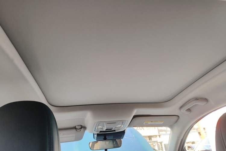 Used ORA Good Cat 2023 401 km Standard Range Prestige Version Lithium Iron Phosphate
