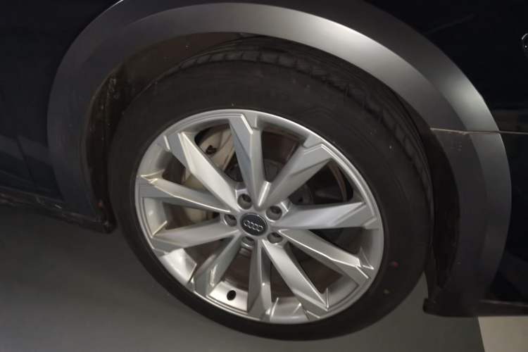 Used Audi A6 2020 allroad quattro Explorer 55 TFSI Prestige Off-Road Model