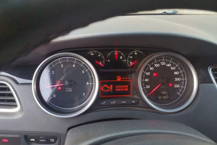 Used Peugeot 508 2015 1.6THP Automatic Prestige Edition Instrument Cluster