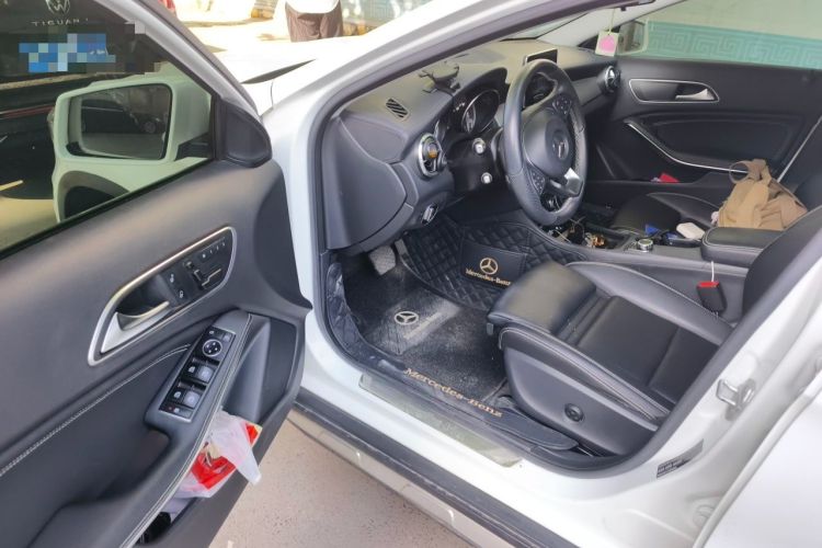 Used Mercedes-Benz GLA 2016 GLA 200 Fashion Model
