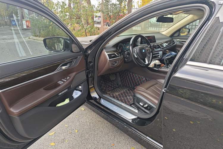 Used BMW 7 Series 2016 730Li Leading Model