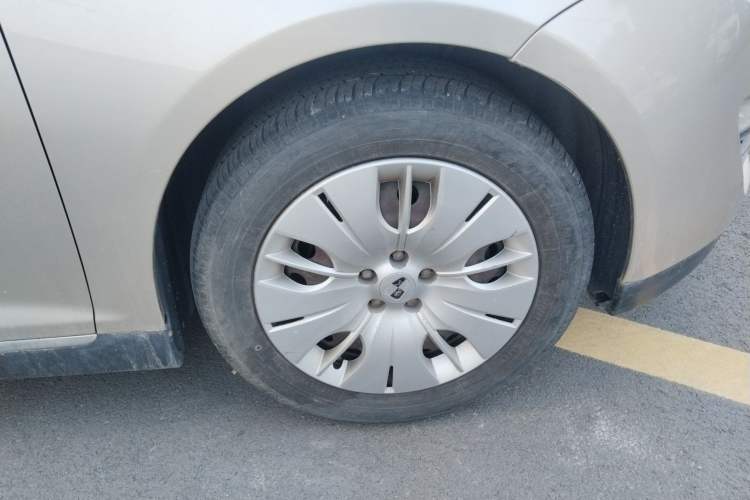 Used Roewe 550 2013 Classic Edition 550 1.8L Manual Fashion Model
