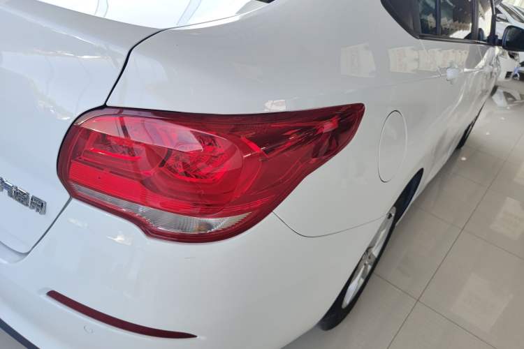 Used Chevrolet Cavalier 2019 320 Automatic Xinyue Edition Right Rear Taillight