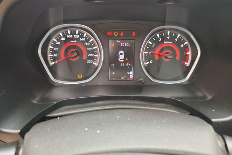 Used Soueast DX3 2018 1.5L Manual Luxury Model Odometer Close Up