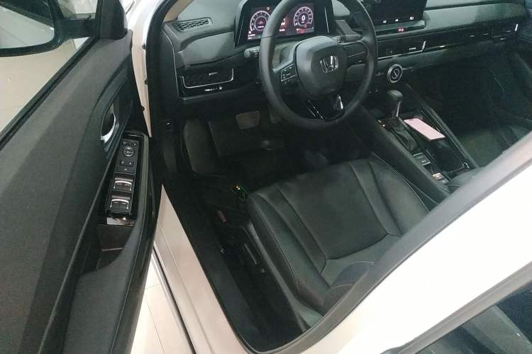 Used Honda Inspire 2025 260TURBO Elegant Edition