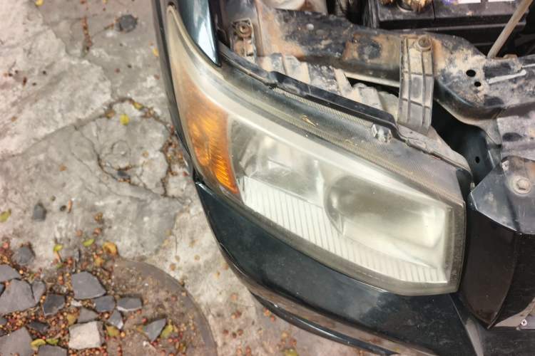 Used JMC Baodian 2016 2.8T New Value-Added Diesel Two-Wheel Drive Extended Cargo Basic Version JX493ZLQ4F Right Front Headlight