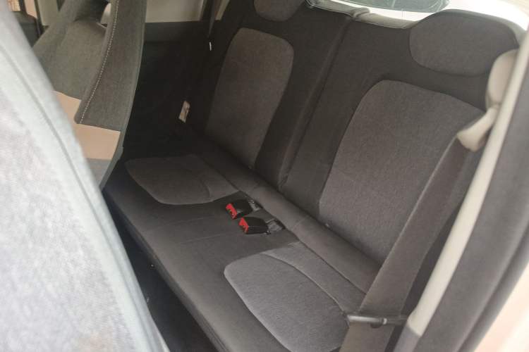 Used Wuling Hongguang MINIEV 2021 Macaron Premium Model – Lithium-NMC
