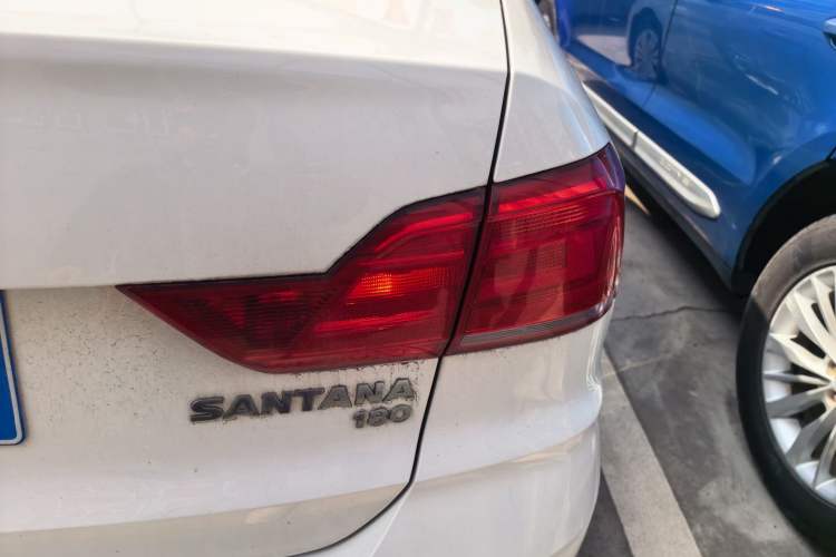 Used Volkswagen Santana 2016 1.6L Manual Fashion Edition