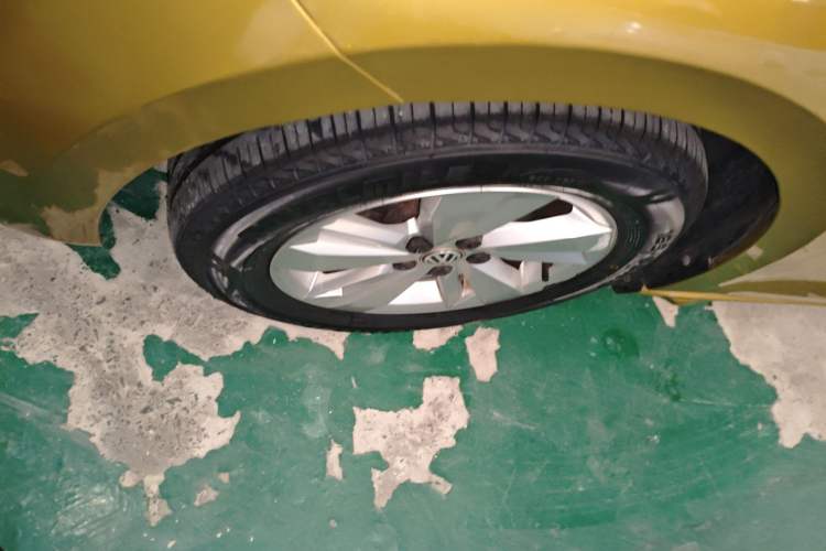 Used Volkswagen Polo 2019 Plus 1.5L Automatic Panoramic Enjoyment Edition Left Front Wheel Hub