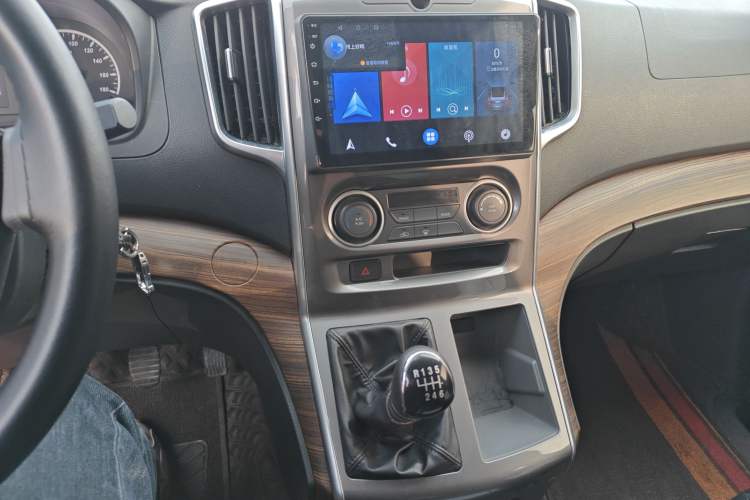 Used FORTHING Lingzhi PLUS 2021 2.0L Manual Comfort Version 7 Seats