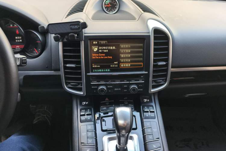 Used Porsche Cayenne 2014 Cayenne Platinum Edition 3.0T
