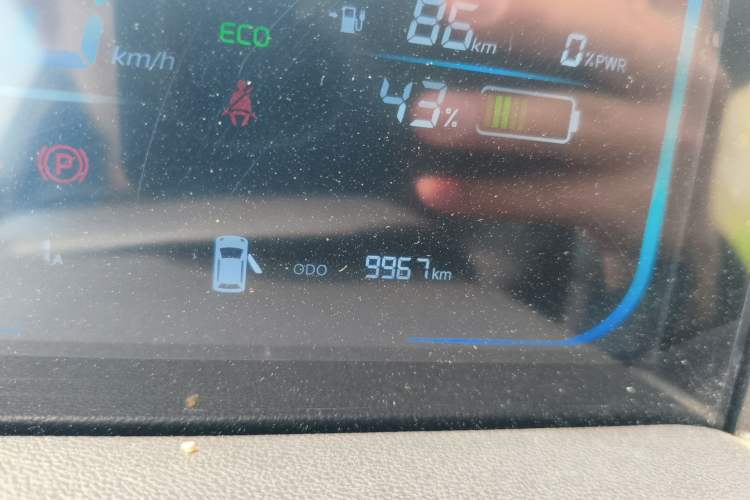 Used CHANGAN NEVO Lumin 2023 205km Xiangqin Version Odometer Close Up