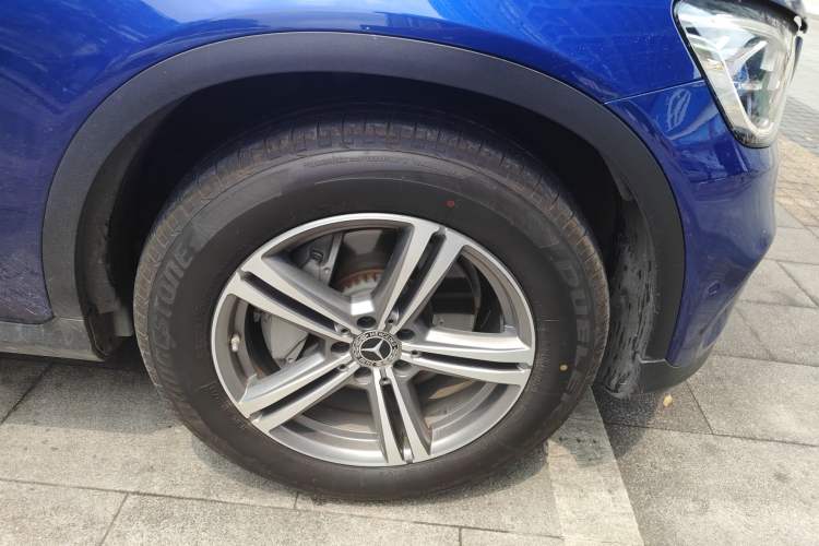 Used Mercedes-Benz GLC 2021 GLC 260 L 4MATIC Dynamic Edition Right Front Wheel Hub