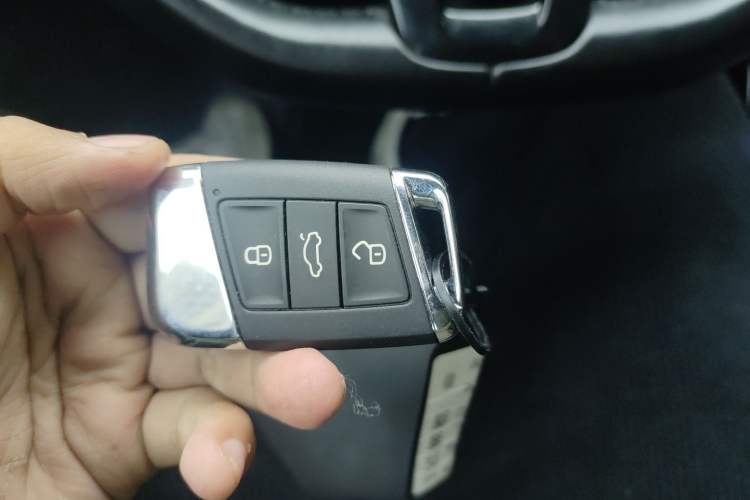 Used Volkswagen Passat 2019 330TSI Elite Edition China VI
