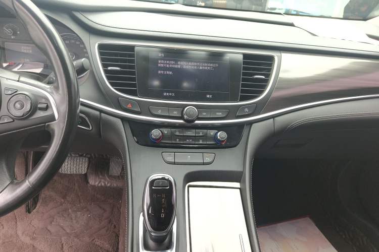 Used Buick LaCrosse 2019 28T Luxury Version
