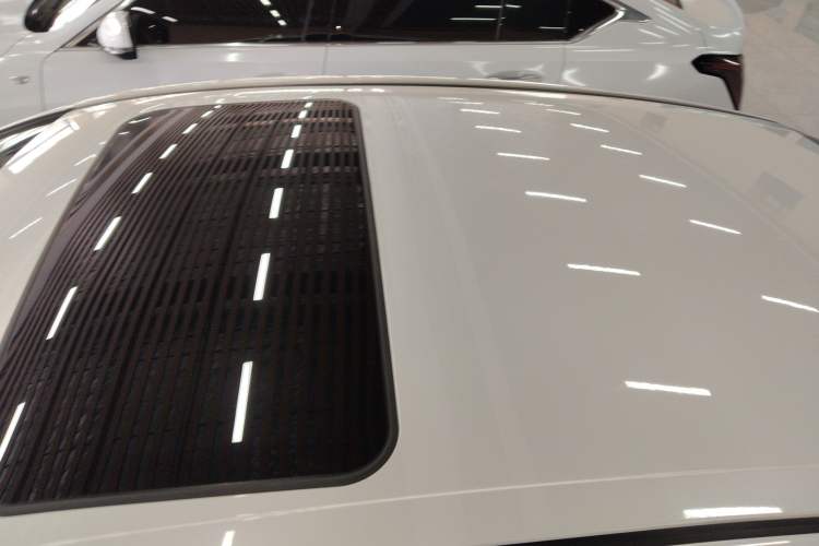 Used Toyota Camry 2024 Dual-Motor 2.0 HGVP Luxury Edition
