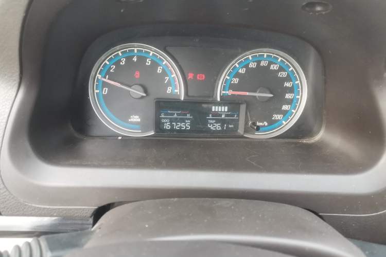 Used Baojun 730 2014 1.5L manual luxury trim 7 seats
