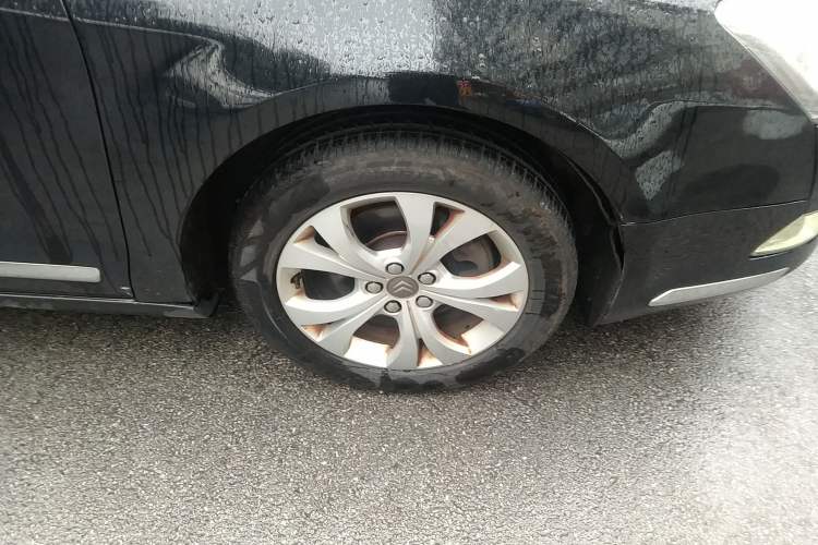 Used Citroen C5 2012 2.3L Automatic Zunyu Version Right Front Wheel Hub