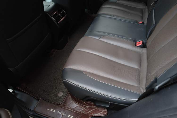 Used GAC Trumpchi GS5 2019 270T Automatic Luxury Edition Left Rear Seat