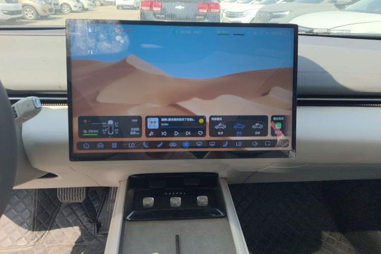 Used Deepal L07 2024 230Max Qiankun Intelligent Driving ADS SE Range-Extended Version Audio And AC Panel
