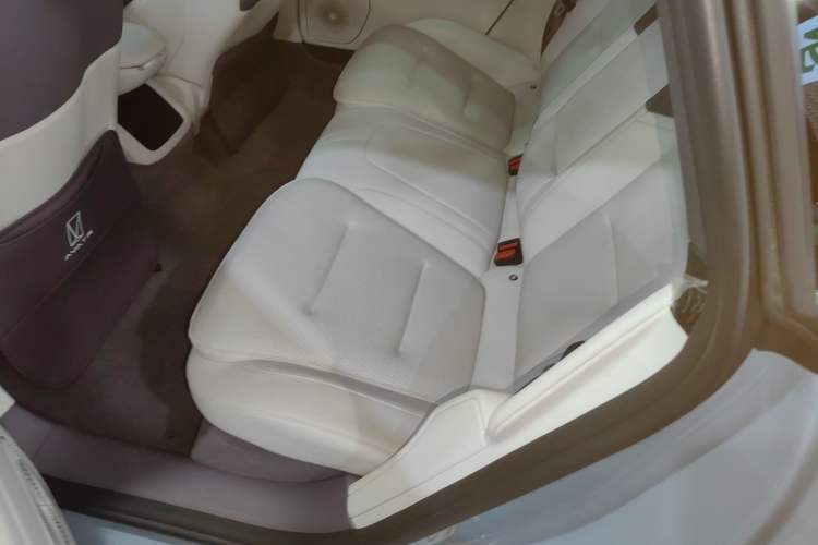 Used Avatr 12 2023 650 Three-Laser Four-Wheel Drive Performance Edition Left Rear Seat