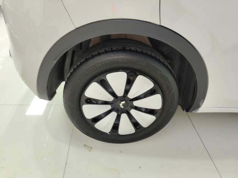 Used Wuling Bingo 2023 410 km Lingxi Deluxe Edition — 25