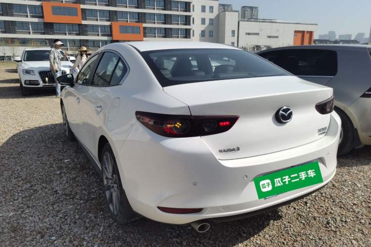 Used Mazda 3 Axela 2020 2.0L Automatic Zhiya Edition Exterior 2