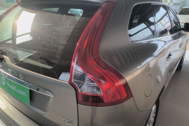 Used Volvo XC60 2015 T5 Smart Upgrade Model