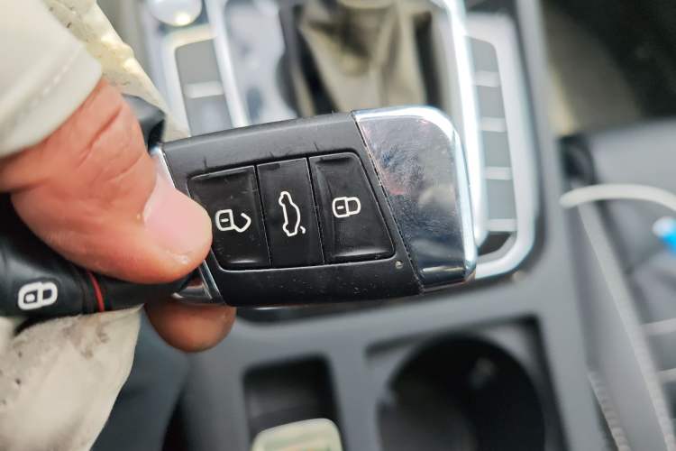 Used Volkswagen Magotan 2020 280TSI DSG Comfort Edition Vehicle Key