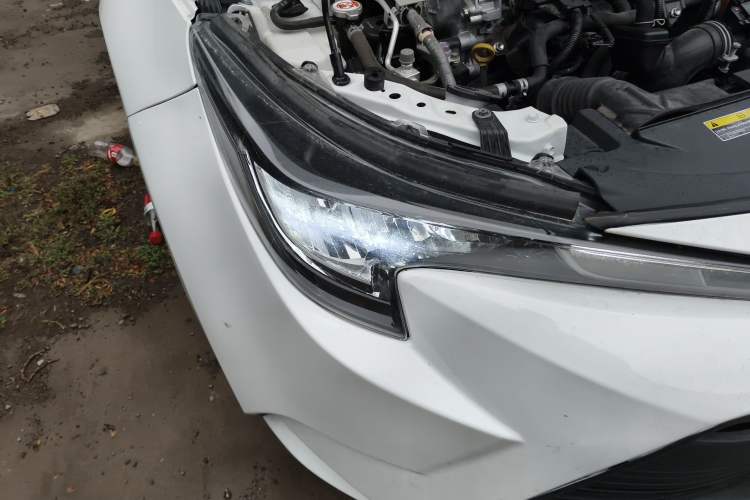 Used Toyota Levin 2023 Smart Electric Hybrid Dual-Engine 1.8L Leading Edition Right Front Headlight
