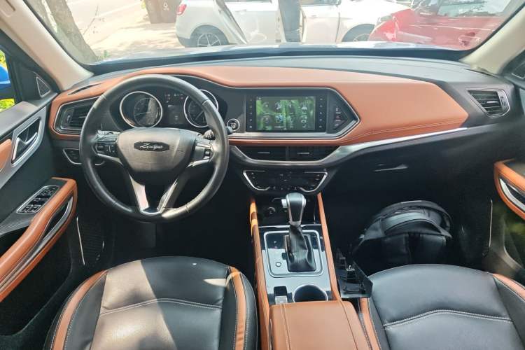 Used Zotye T300 2017 1.5T CVT Luxury Model
