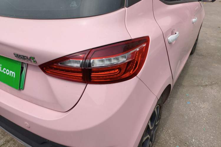 Used JMEV Ezi EV3 2023 Youth Edition 320KM Luxury Model
