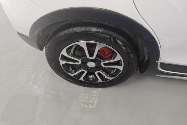 Used Geely Auto Vision X3 2017 1.5L Automatic Luxury Model Right Rear Wheel Hub