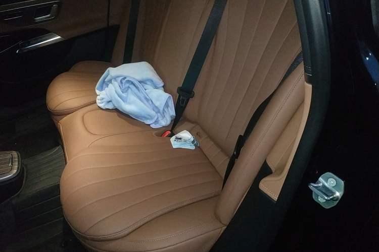 Used Mercedes-Benz E-Class New Energy 2024 E 350 e L Plug-in Hybrid Sedan