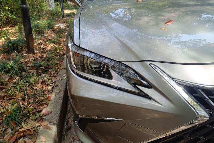 Used Lexus ES 2022 200 Excellence Edition