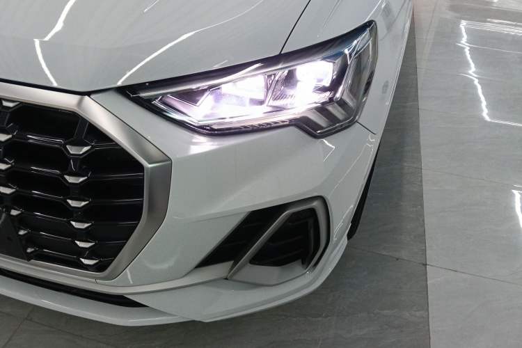 Used Audi Q3 2022 40 TFSI Fashion Dynamic Model