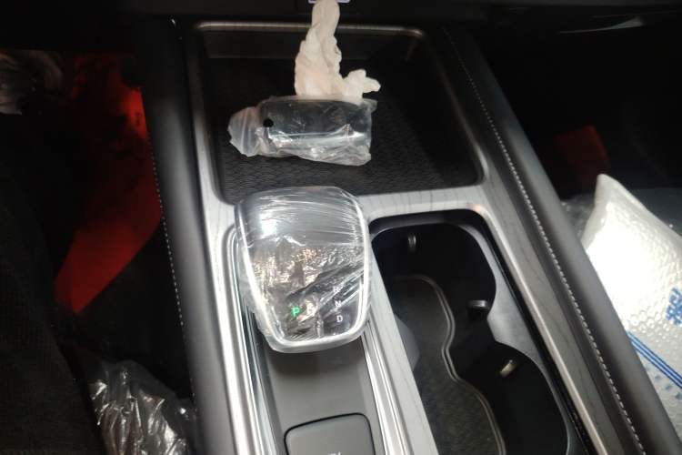 Used Chery Fengyun A8 2024 127 ZHU FENG Version