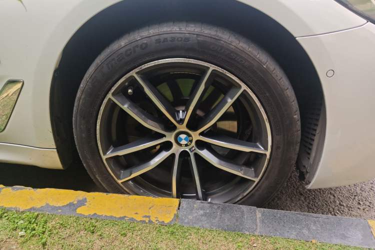 Used BMW 5 Series 2021 525Li M Sport Package
