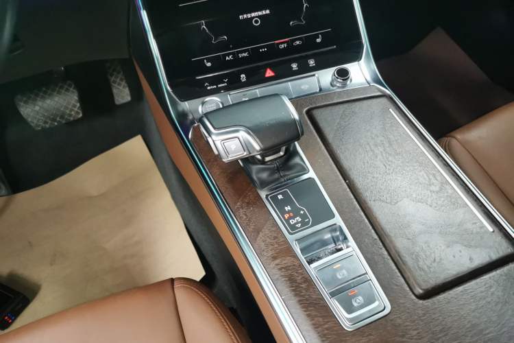 Used Audi A6 2020 allroad quattro Explorer 55 TFSI Prestige Off-Road Model
